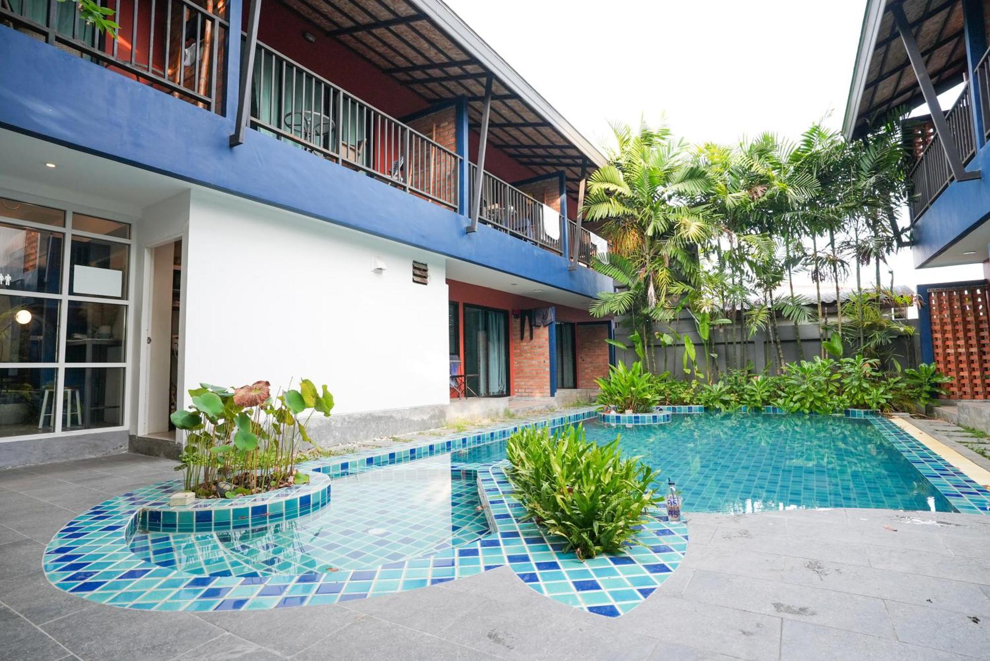 Kraam Silhouette Hotel And Cafe Phuket Chalong Exterior photo