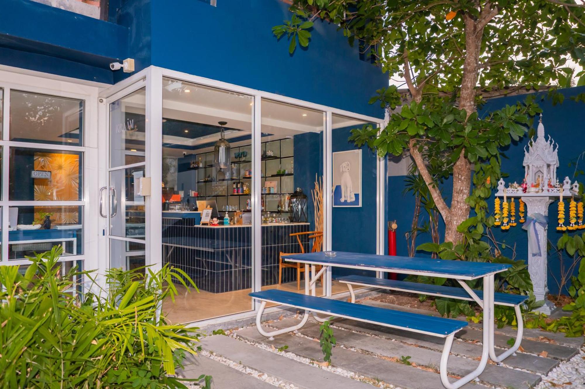 Kraam Silhouette Hotel And Cafe Phuket Chalong Exterior photo